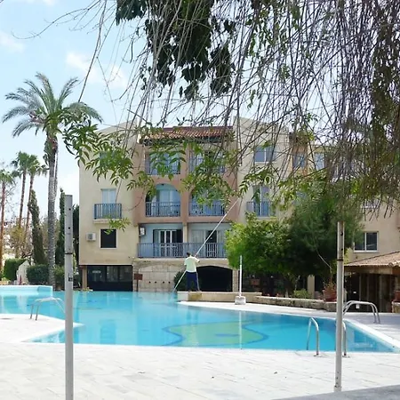 Basilica Aparthotel Paphos
