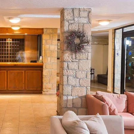Aparthotel Basilica 3*
