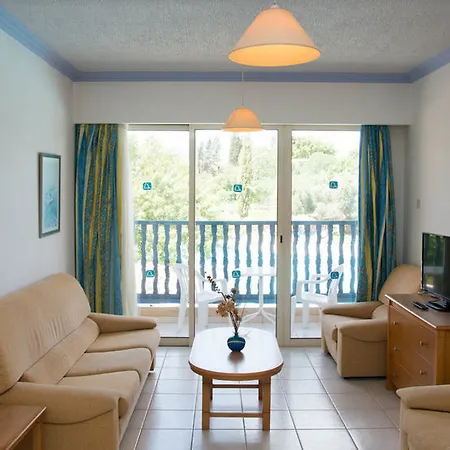 Basilica Aparthotel